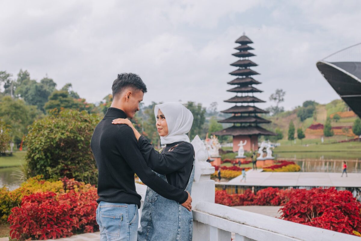 Jasa Foto Prewedding di Kampung Bali